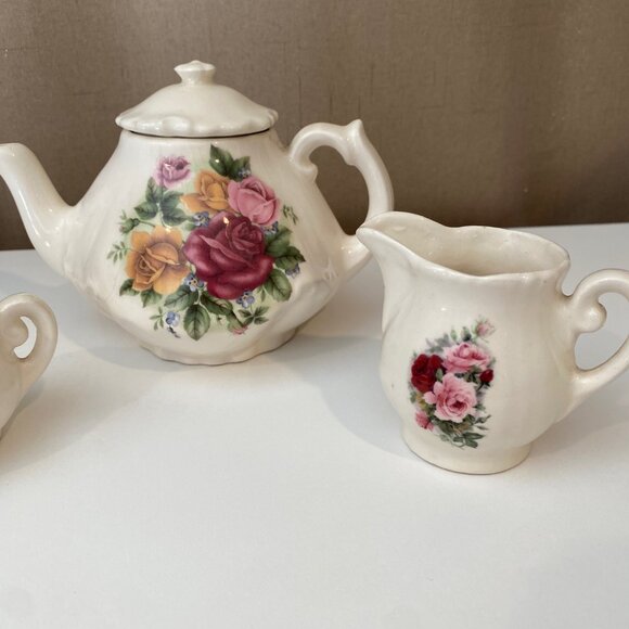 Antique Victorian Floral Tea Set – Teapot, Sugar Bowl & Creamer (3 Pc) - Picture 4 of 9